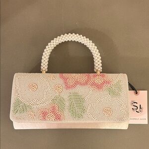 Sincerly Jules Beaded Floral Clutch with Pearl Handle
